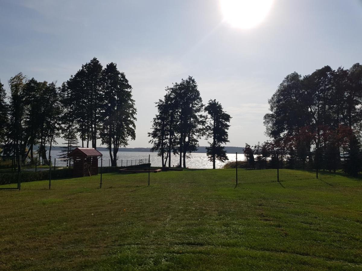 Domki Nad Jeziorem Kolonia Rybacka Esterno foto