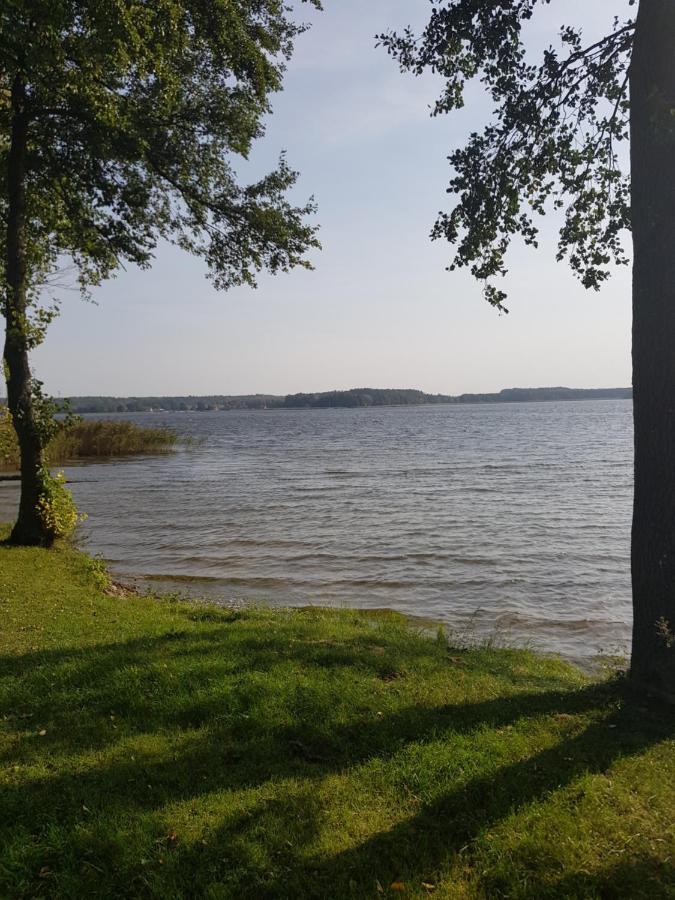Domki Nad Jeziorem Kolonia Rybacka Esterno foto