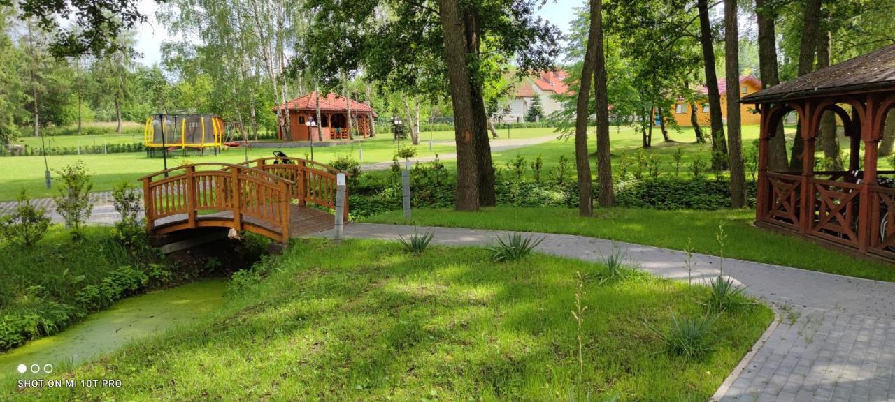 Domki Nad Jeziorem Kolonia Rybacka Esterno foto