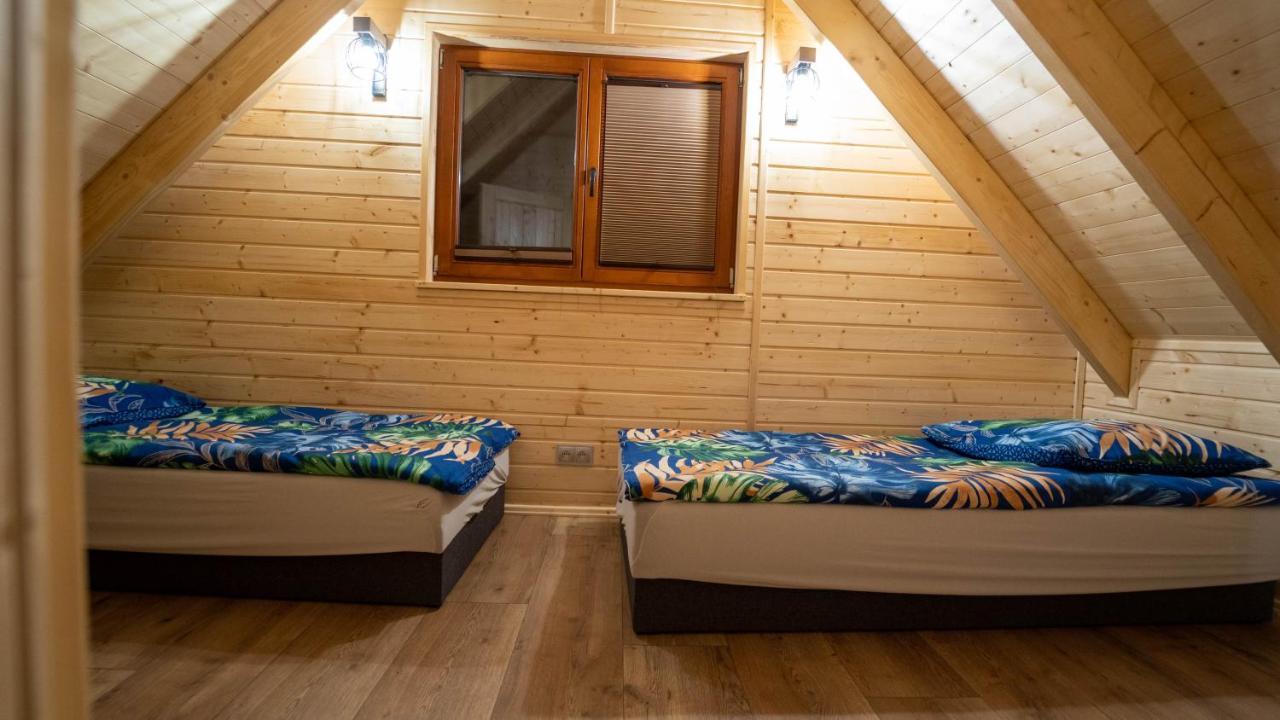 Domki Nad Jeziorem Kolonia Rybacka Esterno foto